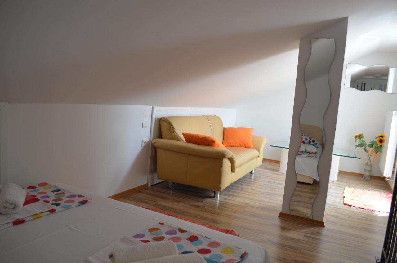 Manuela Apartament *